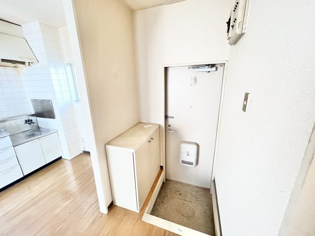 シャルマンハイツⅡの玄関|※別部屋参考写真