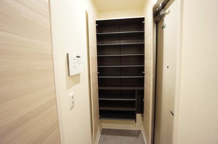 ＧＲＡＮＤ　Ｄ－ＲＯＯＭ上重原　　刈谷市近郊の賃貸はクラスホーム刈谷店の玄関