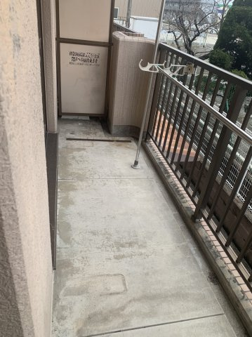 グランエクセル 和泉のバルコニー