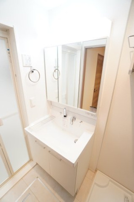 【独立洗面台】 | D-room弁天3丁目 A棟 | ※同物件・同タイプの写真です。