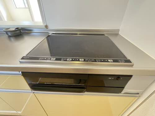 熊本市中央区本荘５丁目のアパートのキッチン