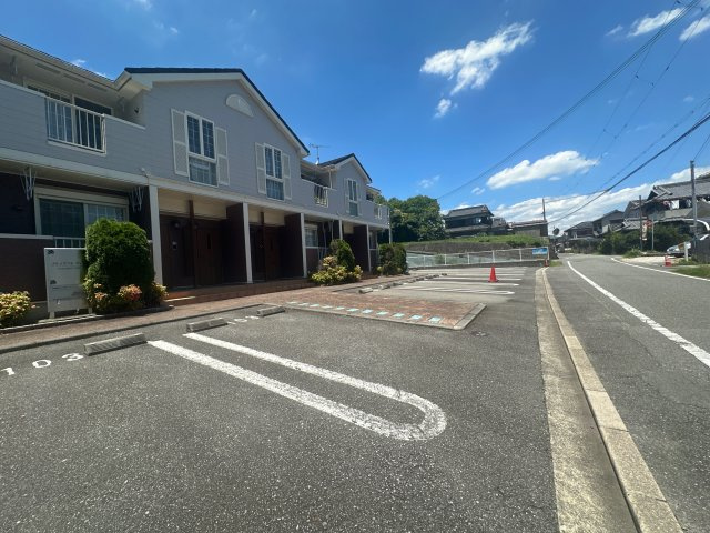 グレイスフル・ヴィラⅠの駐車場