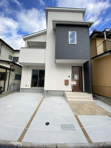 中古戸建　上安3丁目の駐車場