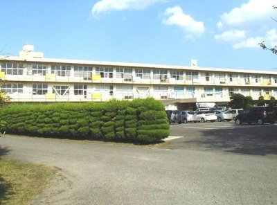 【周辺】 | エヴァーグリーン吉富Ⅱ | 吉富中学校まで480m