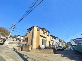 【前面道路含む現地写真】