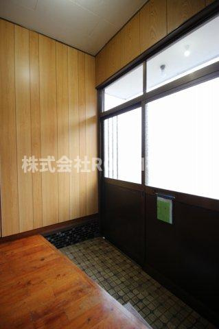 山野内貸家(2階建)の内装|おしゃれな内装です