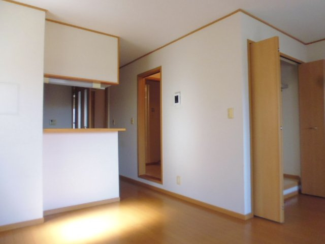 コンフォート東塚Ｇの居間・リビング