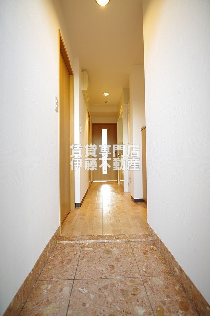 S-FORT浄心の玄関