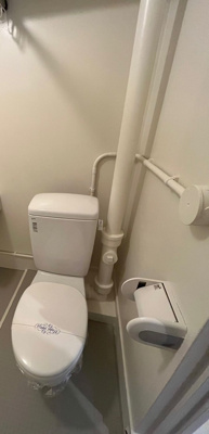 【トイレ】 | クオーレオオグス | 別号室の写真になります。現況優先。