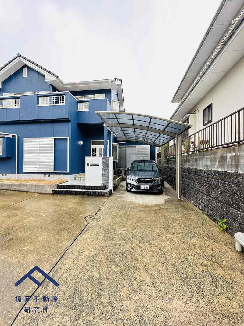 糟屋郡宇美町ひばりが丘３丁目　戸建ての駐車場