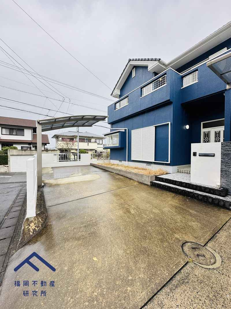 糟屋郡宇美町ひばりが丘３丁目　戸建ての駐車場