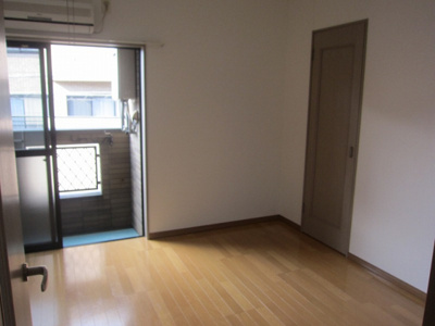 【バルコニー】 | サニーコート大橋 | 別号室の写真になります。現況優先。