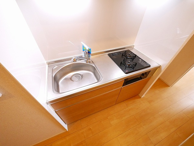 カーサララⅠのキッチン|お料理しやすいキッチンです