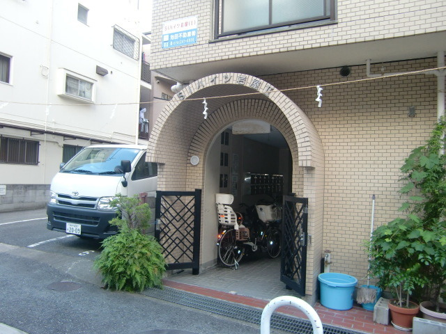ＳＩハイツ岩屋Ⅱのエントランス