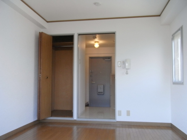 サンハウス御影本町の居間・リビング