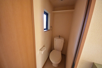 【トイレ】 | アフロディーテ天神南 | 別号室の写真になります。現況優先。