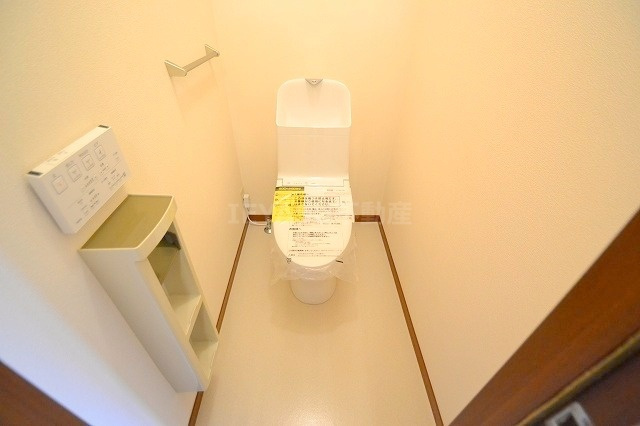 広島市西区己斐本町２丁目のアパートのトイレ