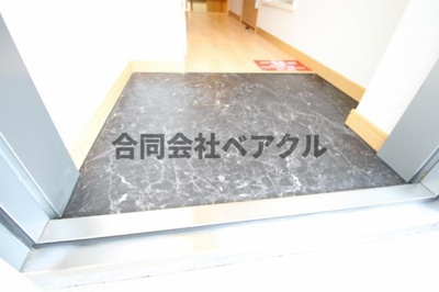 【玄関】 | レオパレスカルム大津