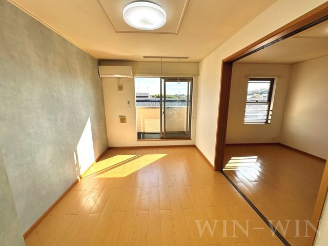 フレシール天伯 A棟の居間・リビング|イメージ（同建物内別部屋の写真です）