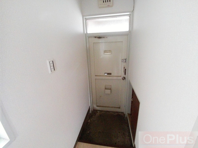 エクセル六甲の玄関