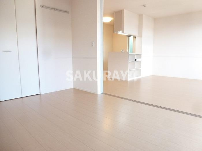 セジュール富久の洋室