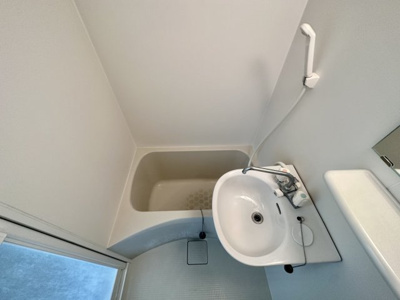 【浴室】 | アンバー