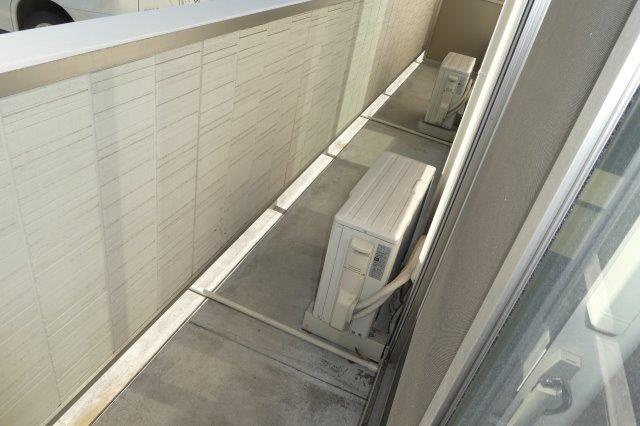 倉敷市田ノ上のアパートのバルコニー