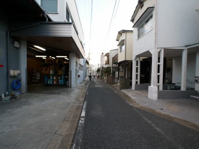 和田貸店舗の駐車場