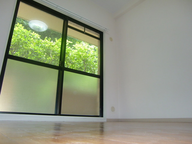 グランドメゾン六甲箕岡の洋室