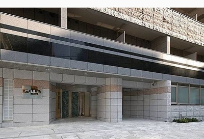 【エントランス】 | ガーラ・ステーション新宿御苑前