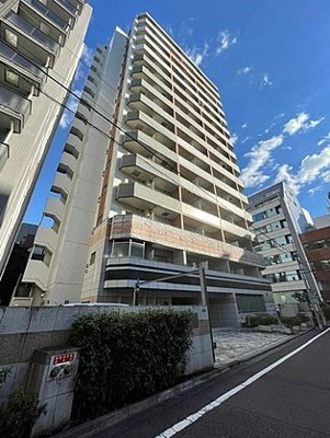 【外観】 | ガーラ・ステーション新宿御苑前