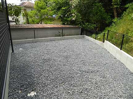 広島市安佐北区落合南３丁目　新築一戸建ての庭