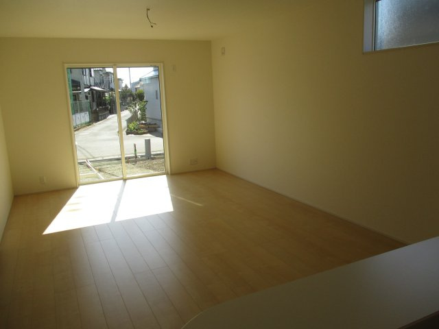 リーブルガーデン．S　吉見町東野　の外観|１号棟現地リビング（2024年02月09日）撮影