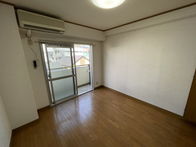 サンハウス御影本町の居間・リビング