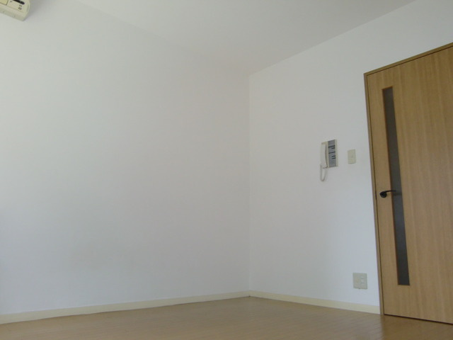 シティライフつかさⅤの洋室