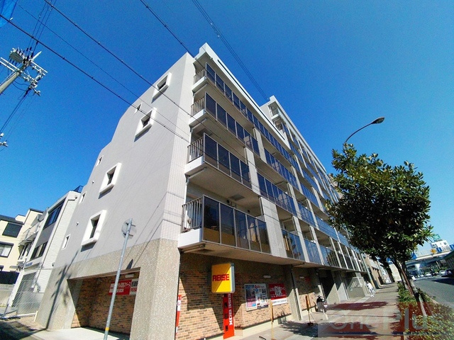 パレス東洋神戸６号館の外観