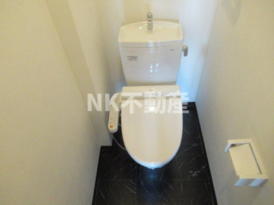 【トイレ】 | エスポワール瓢箪山（瓢箪山賃貸） | 落ち着いた色調のトイレです