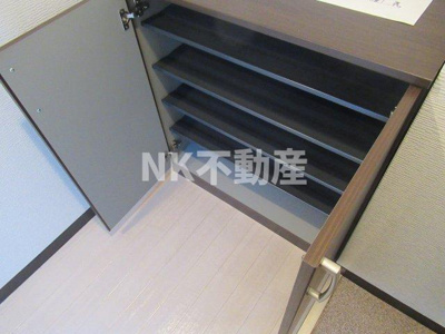 【玄関】 | エスポワール瓢箪山（瓢箪山賃貸） | シューズボックスです
