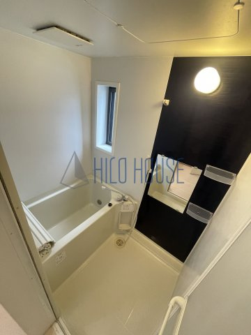 ジェレミ・スクウェアの浴室