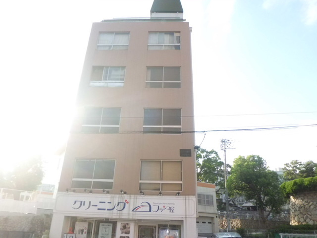 シャトー御影の外観