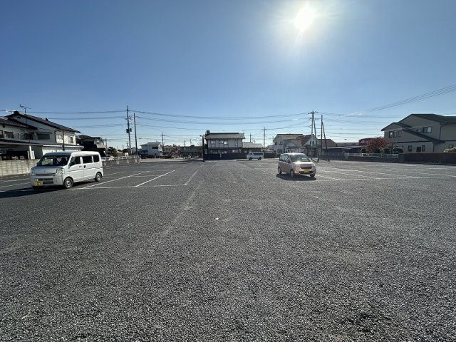 【駐車場】