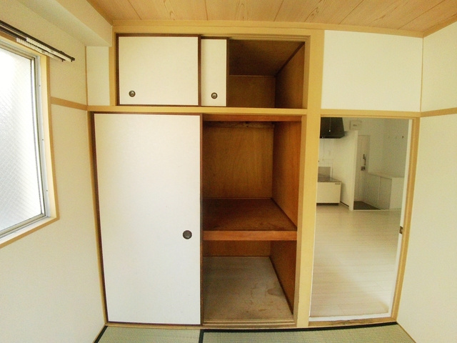 辻川マンションの収納