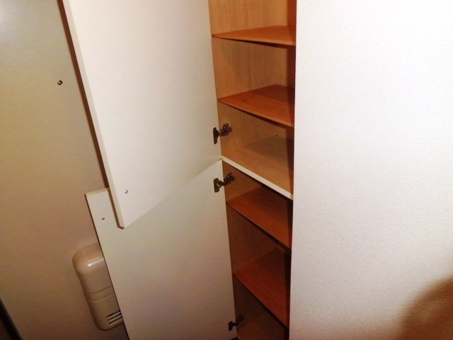 レヴィータ（旧こもれび荘）の収納