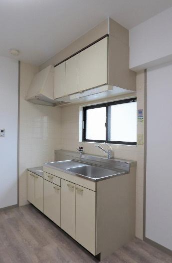 レヴィータ（旧こもれび荘）のキッチン