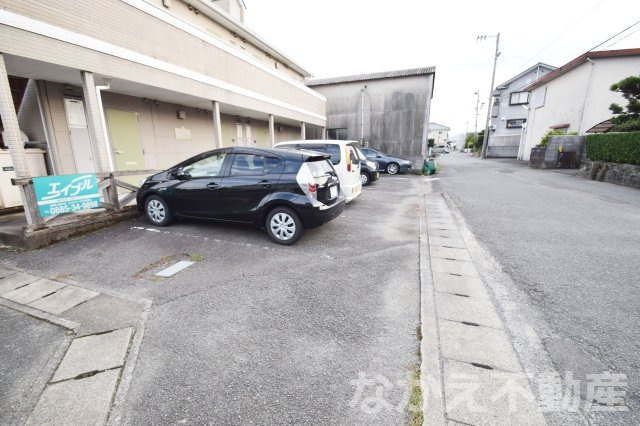 【駐車場】 | 駐車スペースもあります