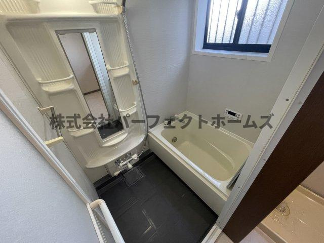 山之上1丁目戸建　賃貸の浴室|落ち着いた空間のお風呂です
