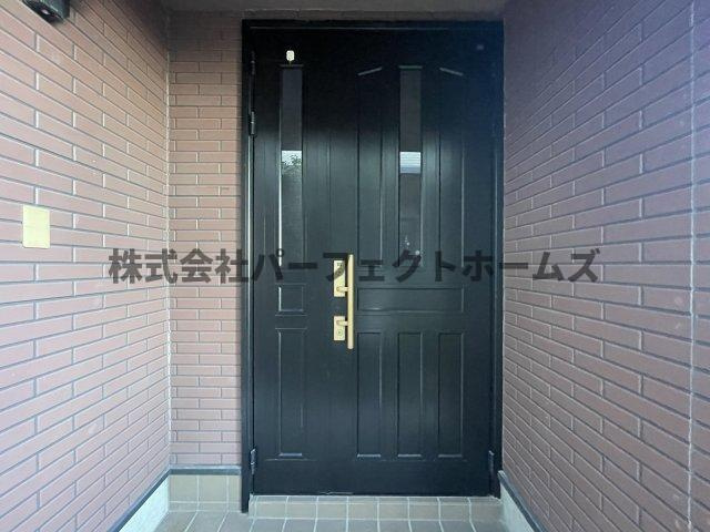 山之上1丁目戸建　賃貸の玄関|ゆったりとした玄関です