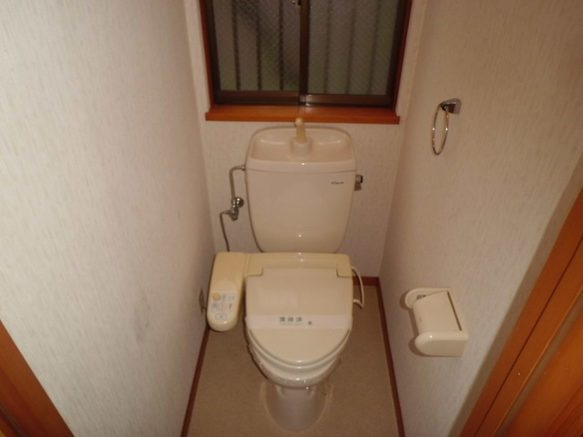 友田町貸家のトイレ