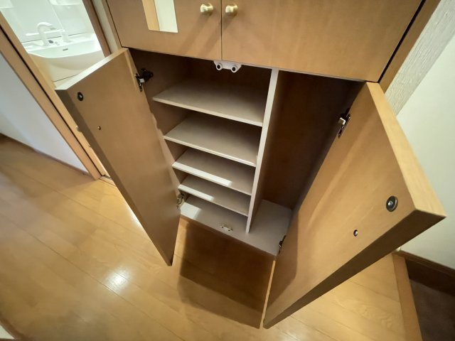 キャトル・セゾンⅡの収納|別部屋同一間取りのお写真となります。