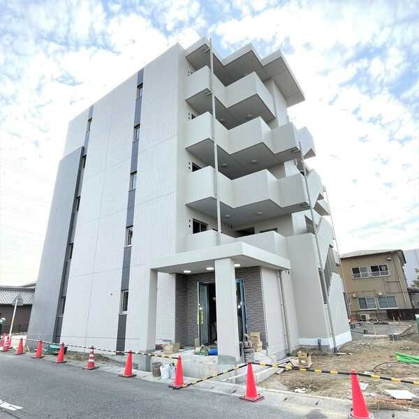 グランドールⅢの外観